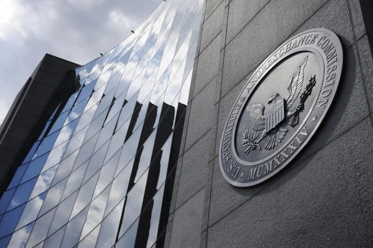 Argentina approves revised debt offer, set for SEC filing