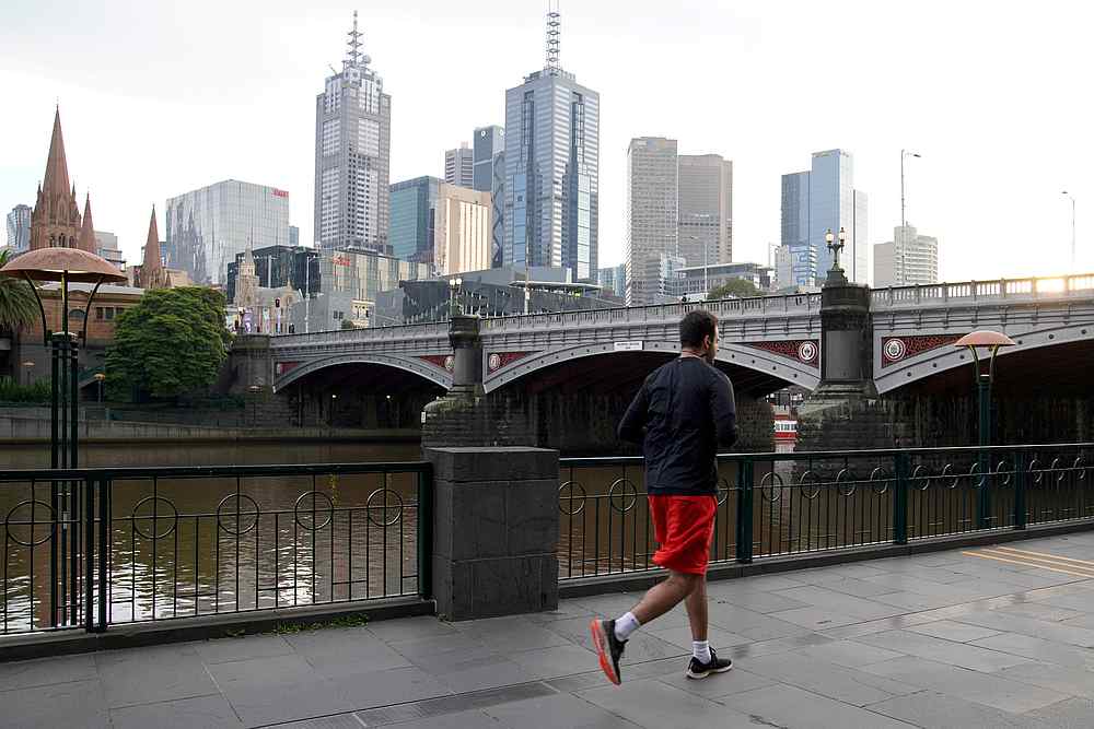 Australia’s virus hotspot state records 2 days without new cases for first time in 7 months