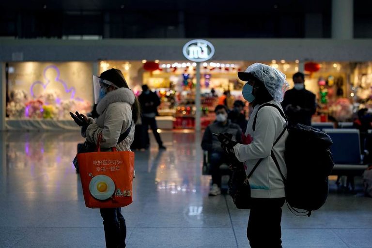 Mainland China reports 10 new Covid-19 cases