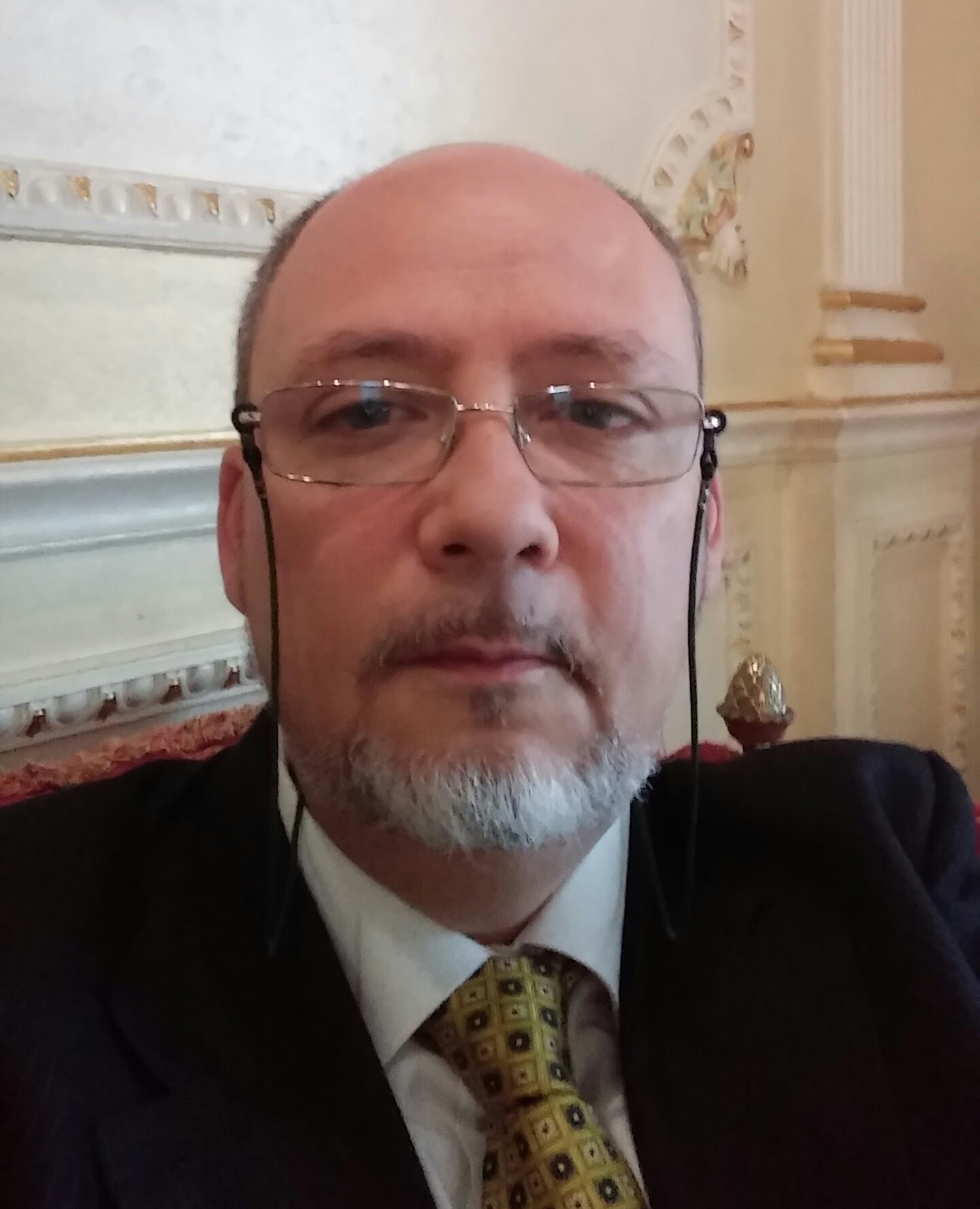 Dr. Maurizio Micheli