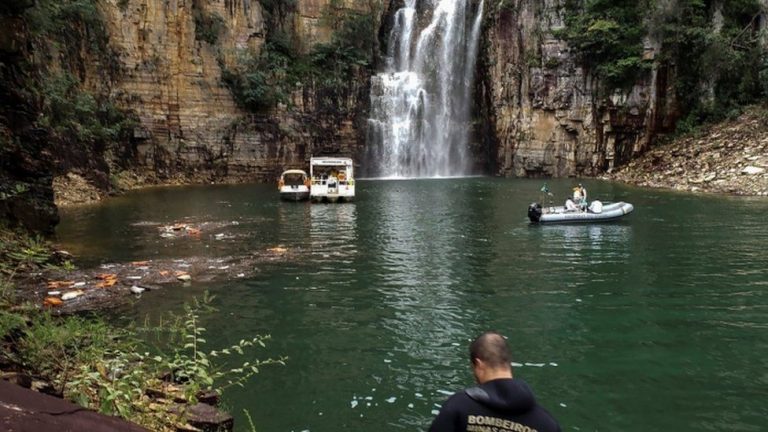 7 dead, 3 missing after cliff collapses on tourist boats in Brazil