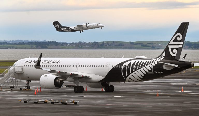 New Zealand welcomes Australian visitors as border restrictions ease