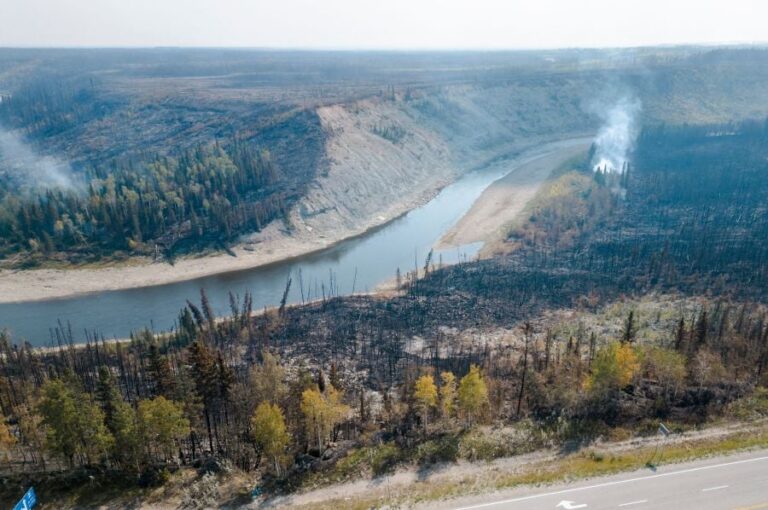 Entire town of Hay river in Canada ordered to leave as wildfires encroach