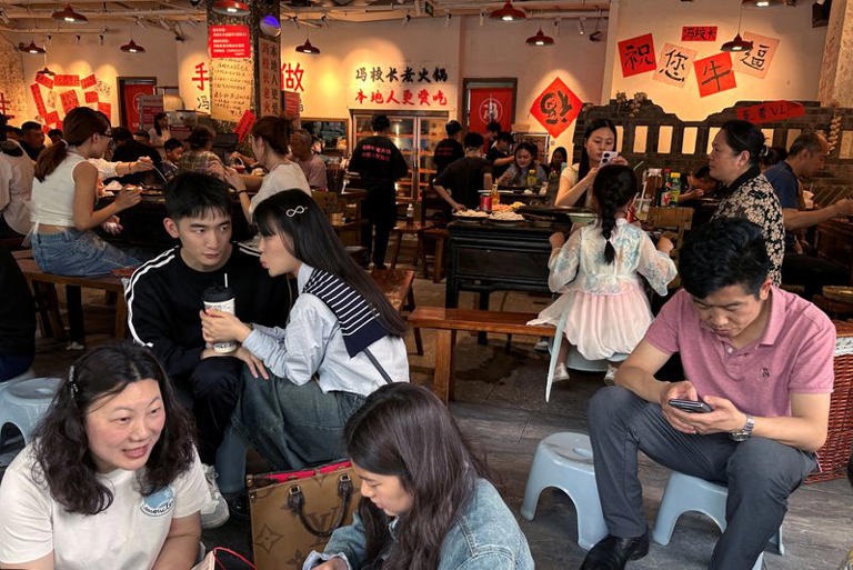 China’s robust services activity drives up employment, Caixin PMI shows
