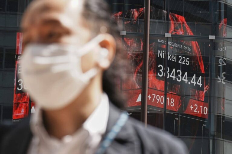 Asian markets extend gains on US trade deal hopes