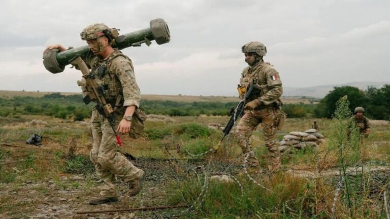 Italy arrests Frenchman after anti-tank missiles found in van